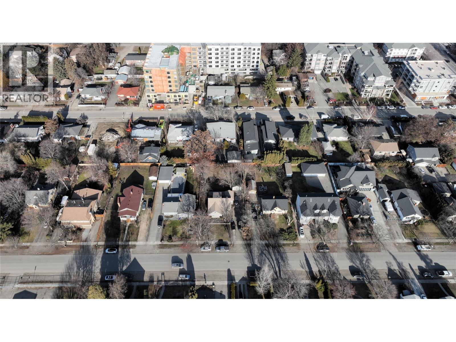  828 Dehart Avenue, Kelowna