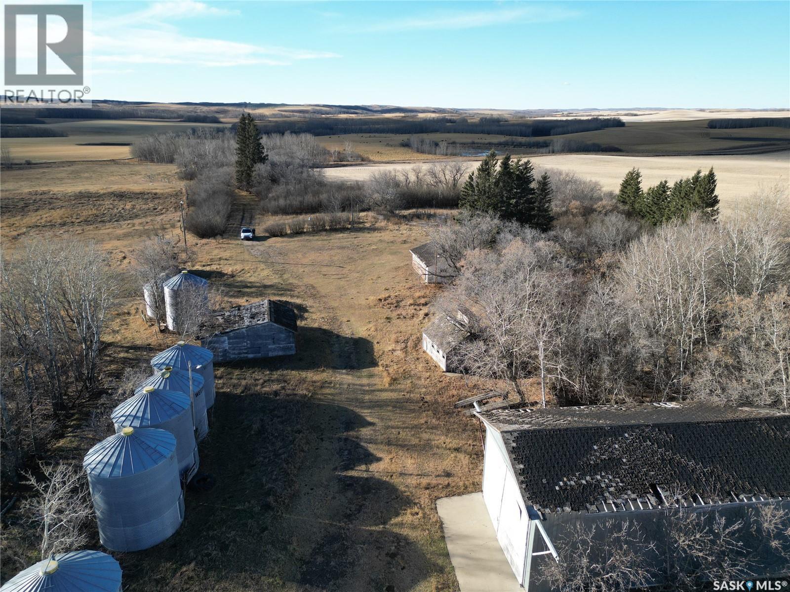 Hillview Acreage — photo 17