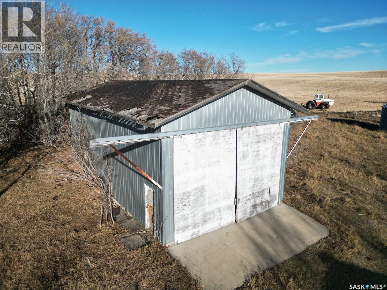 Hillview Acreage — photo 20