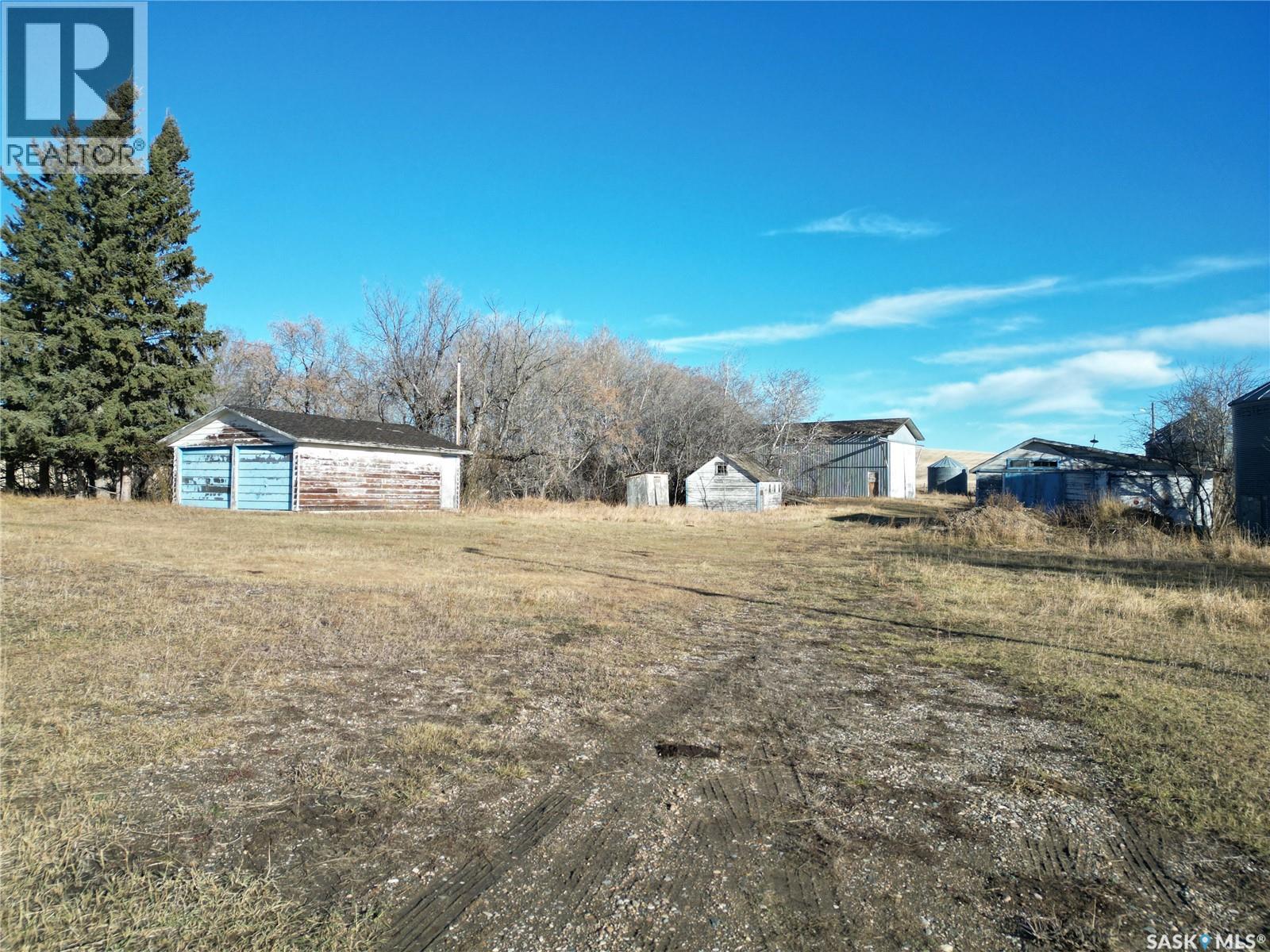 Hillview Acreage — photo 21