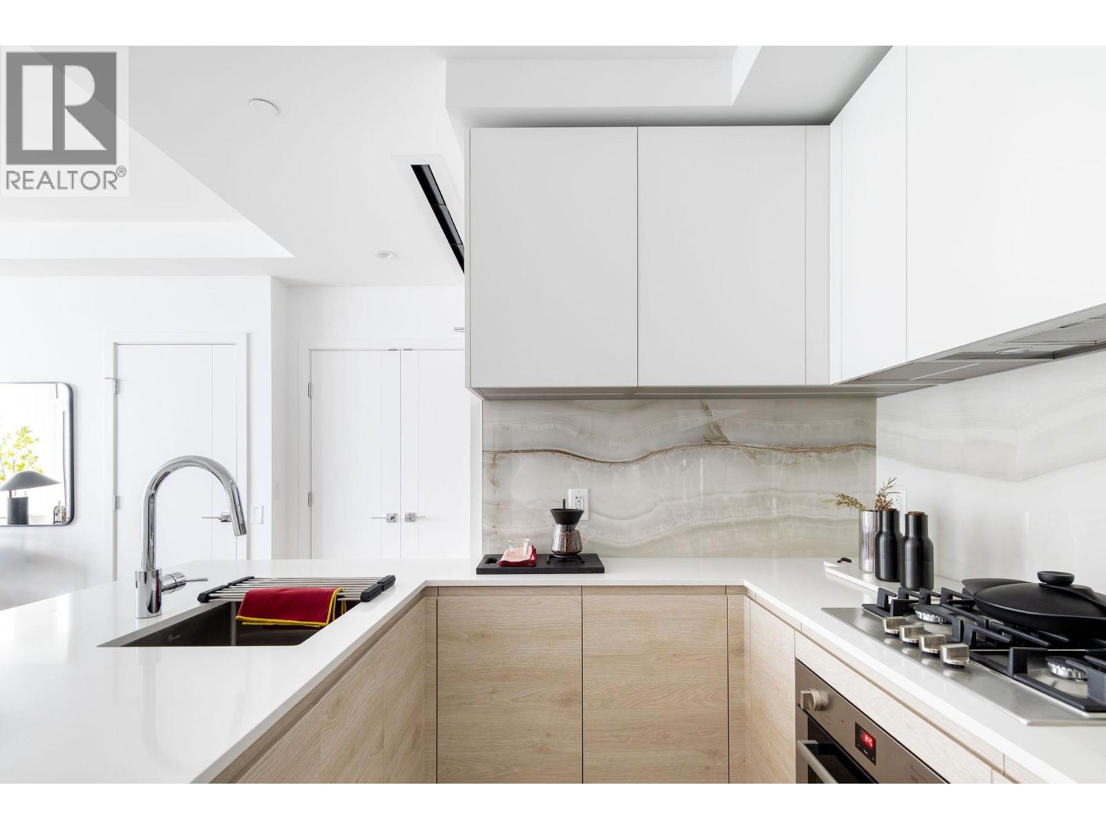 2806 660 QUAYSIDE DRIVE, New Westminster