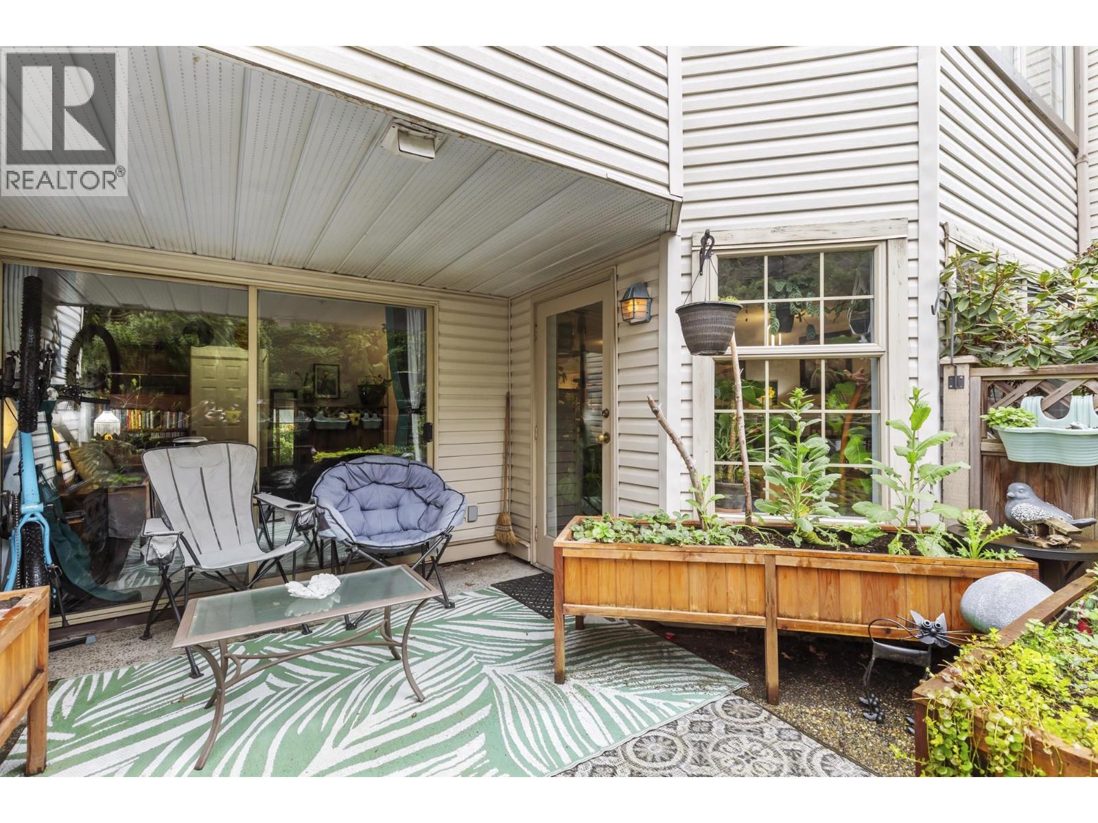 106 1955 SUFFOLK AVENUE, Port Coquitlam