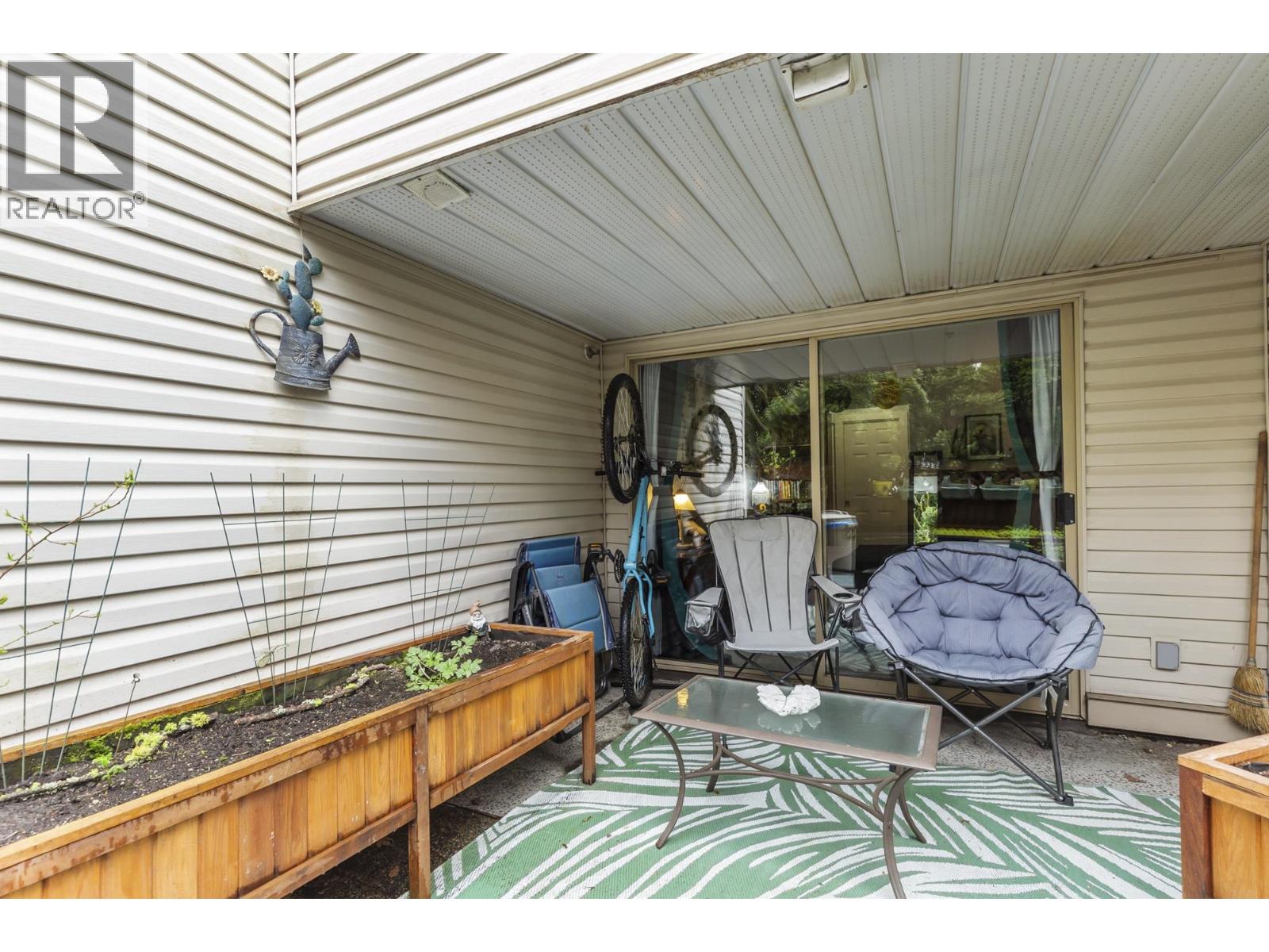 106 1955 SUFFOLK AVENUE, Port Coquitlam