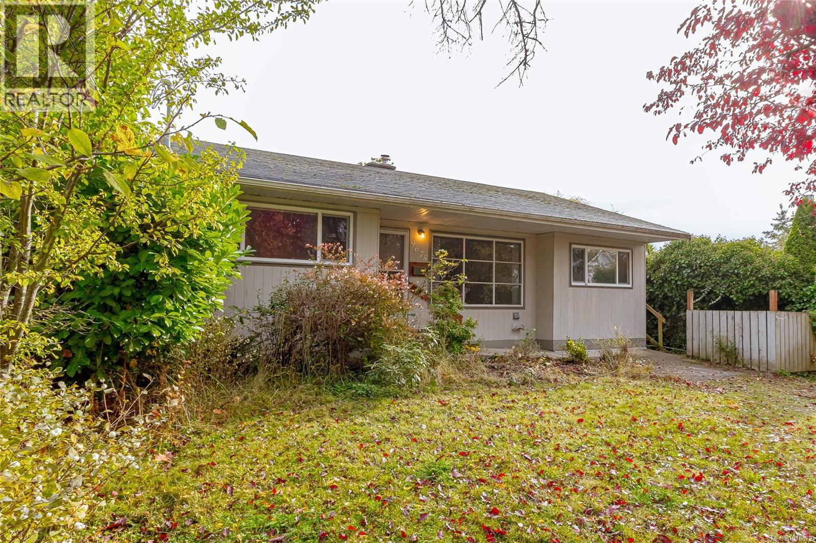  9675 Sixth Street, Sidney