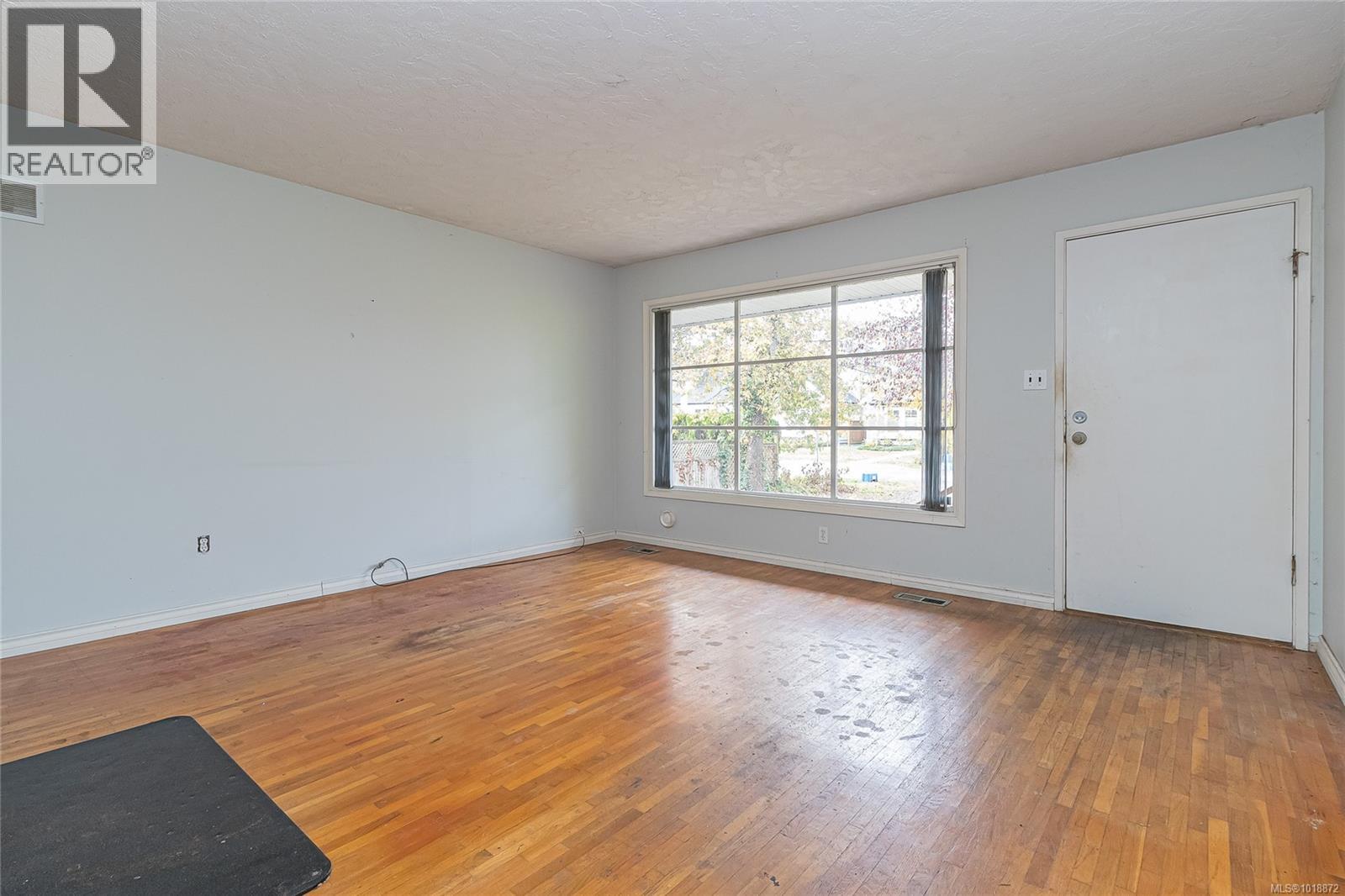  9675 Sixth Street, Sidney