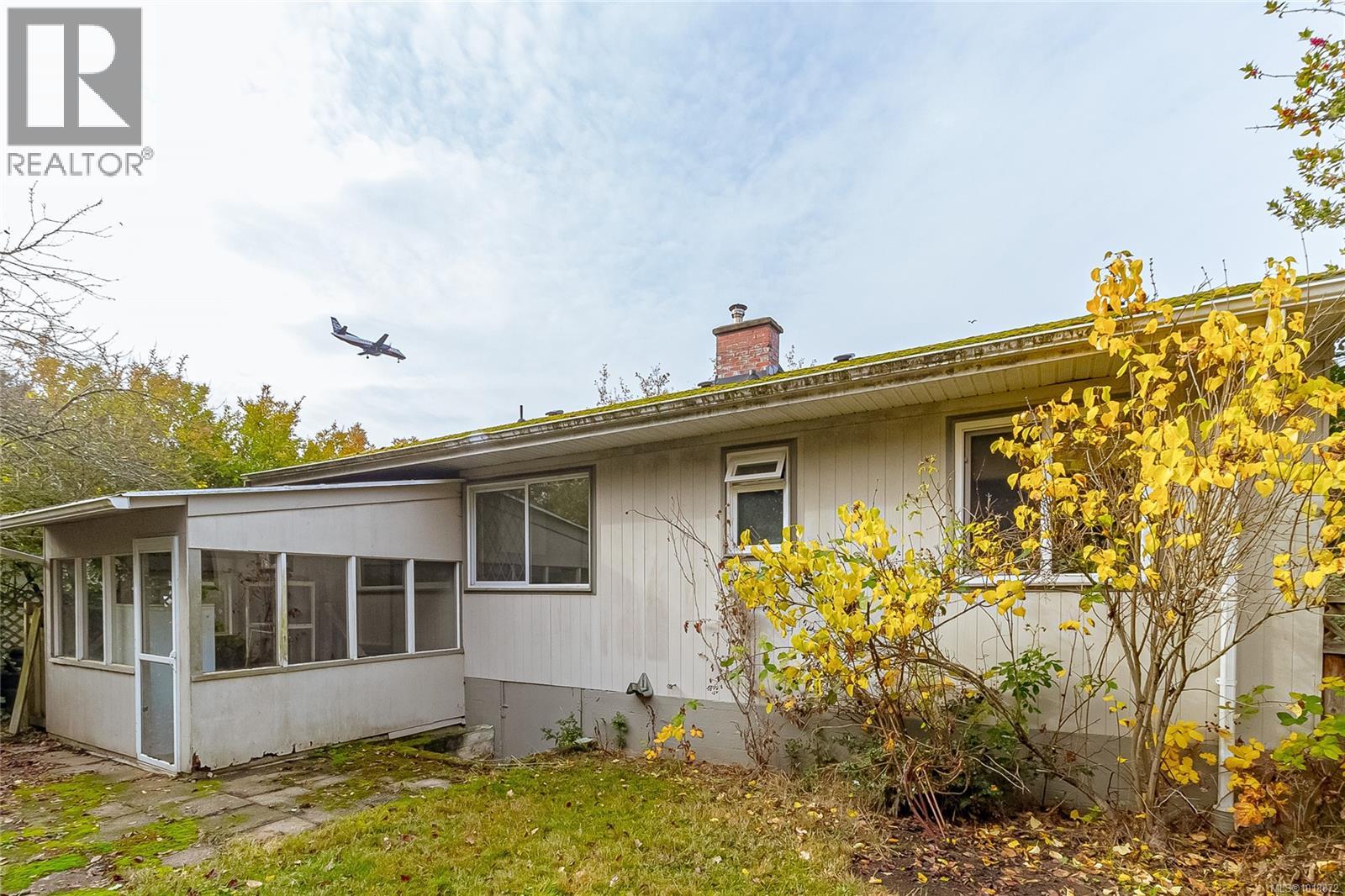  9675 Sixth Street, Sidney