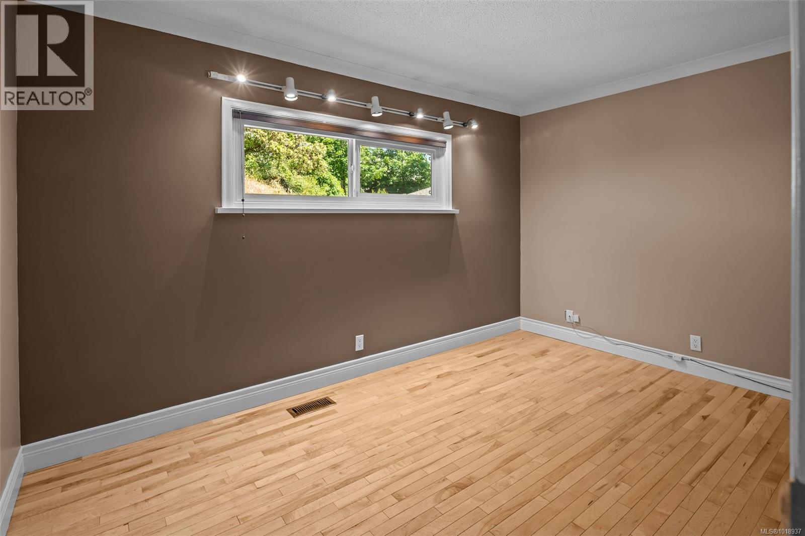 2381 BELLAMY RD - 23