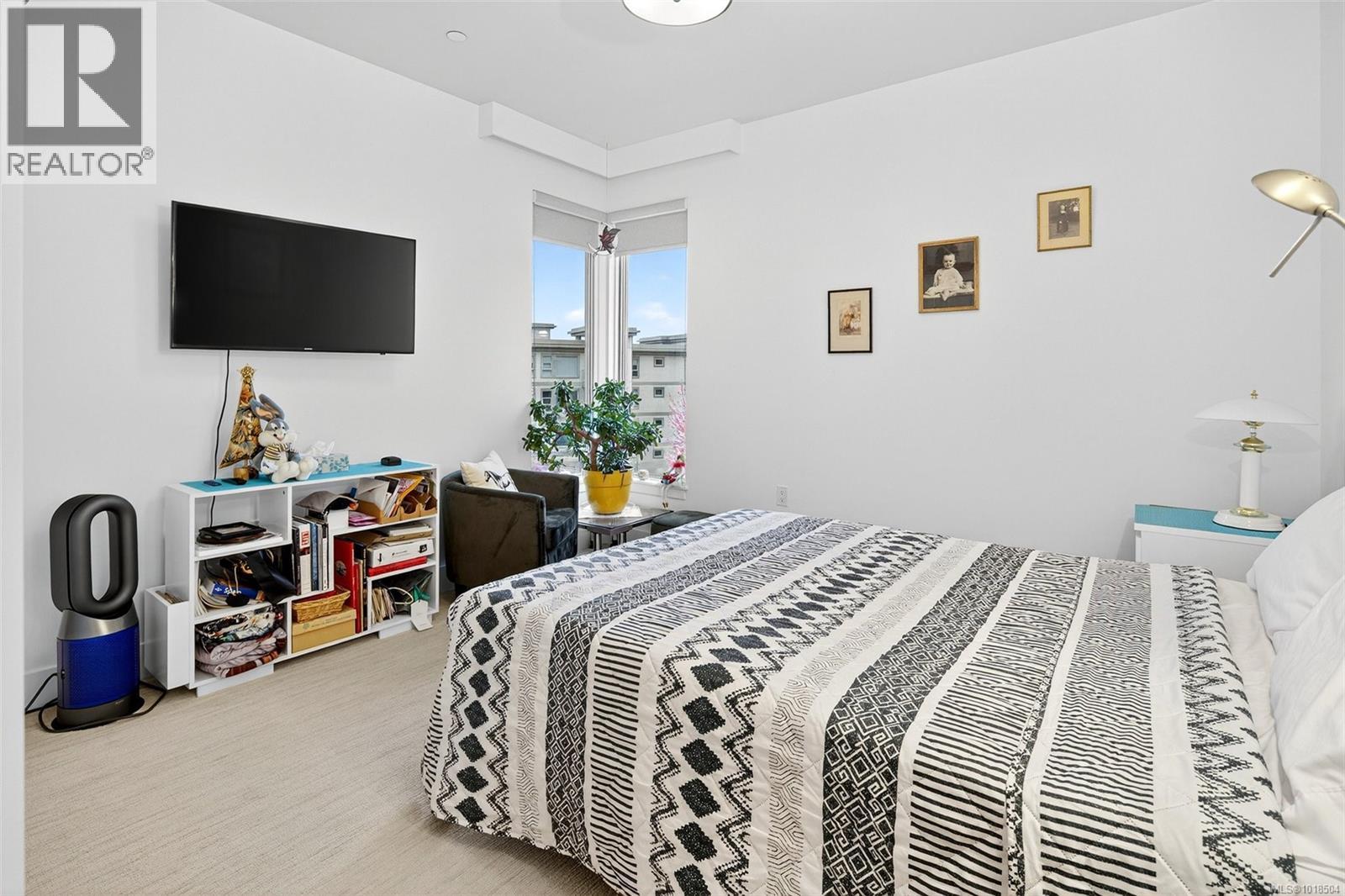 #403 3223 SELLECK WAY - 28