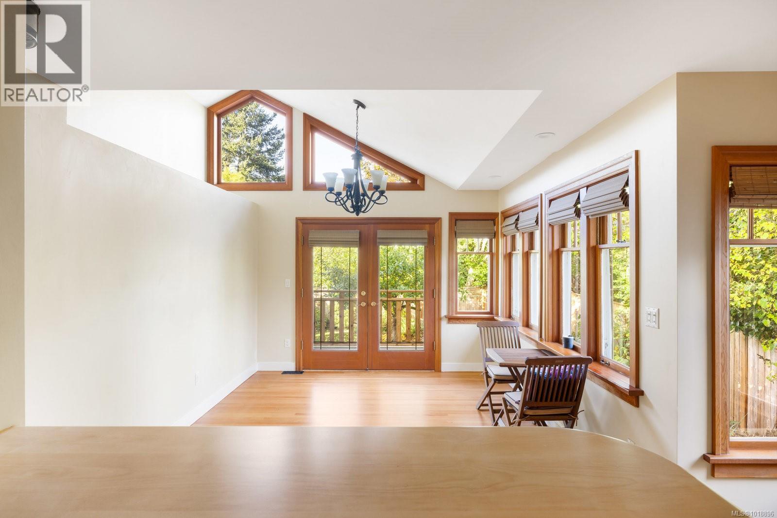 2168 BARTLETT AVE - 14