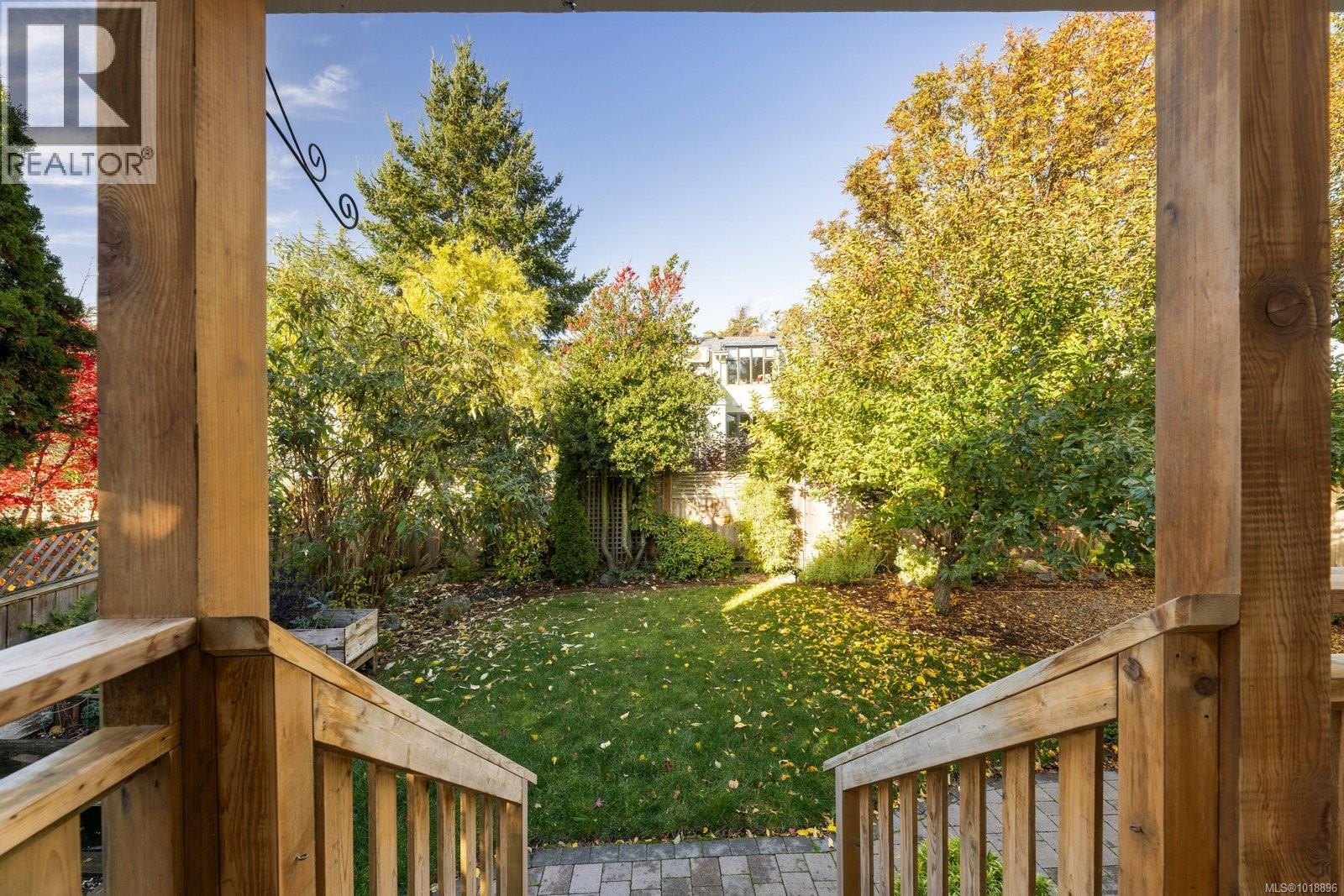 2168 BARTLETT AVE - 17