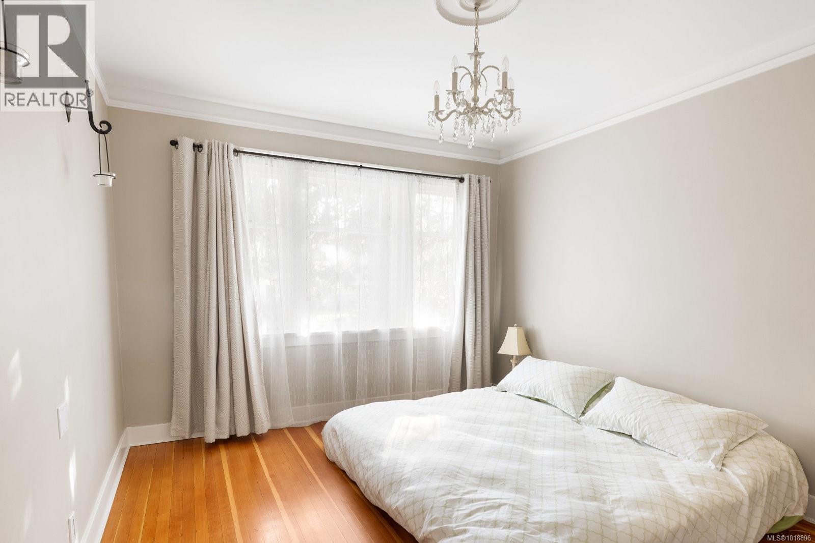 2168 BARTLETT AVE - 20