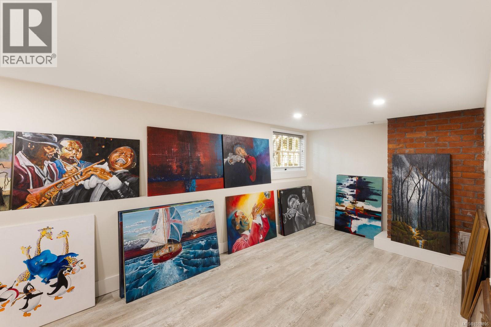 2168 BARTLETT AVE - 29