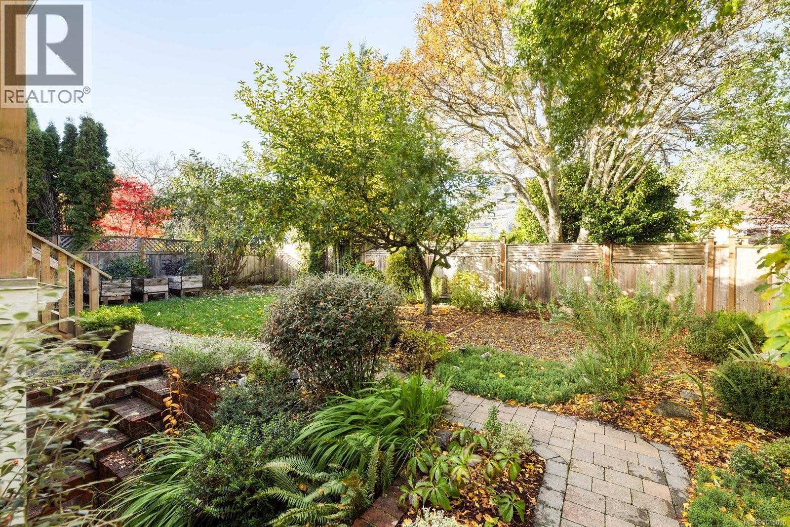 2168 BARTLETT AVE - 34