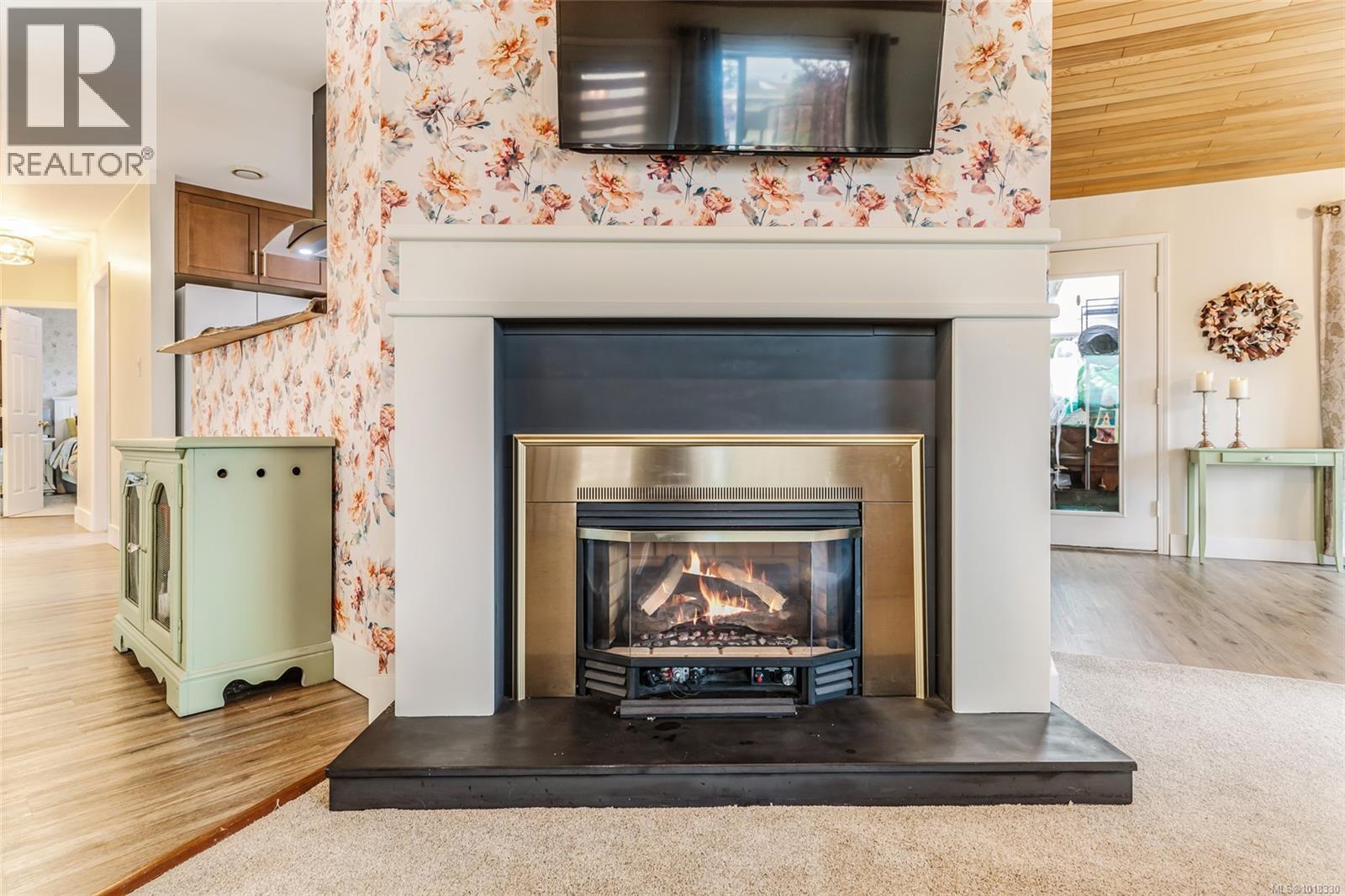 511 Panorama Pl, Parksville