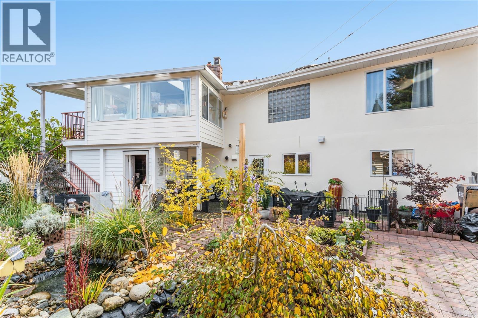 511 Panorama Pl, Parksville