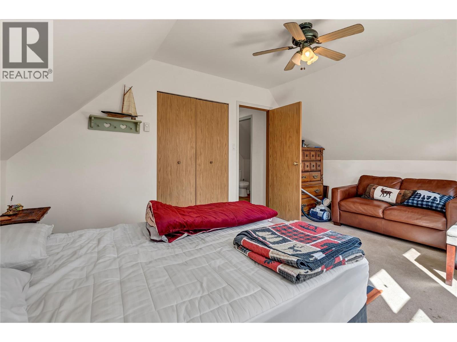 2556 PRINCETON SUMMERLAND Road, Princeton