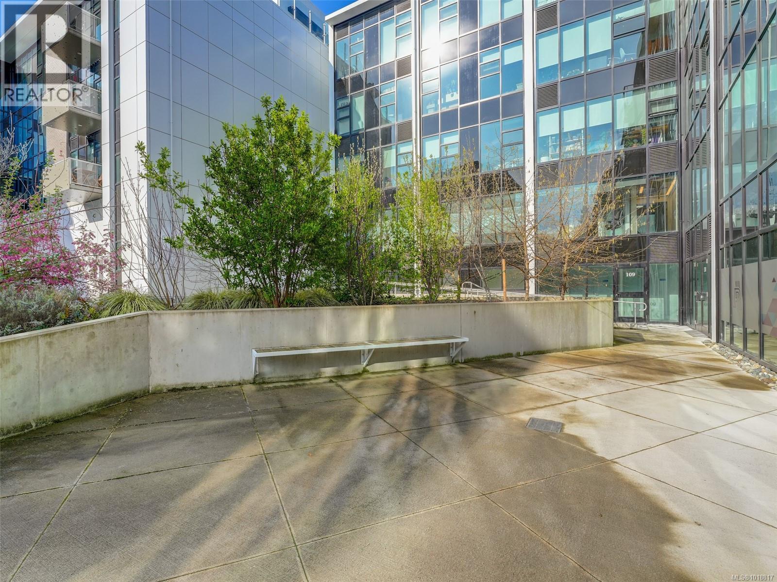 #109 1105 PANDORA AVE - 12