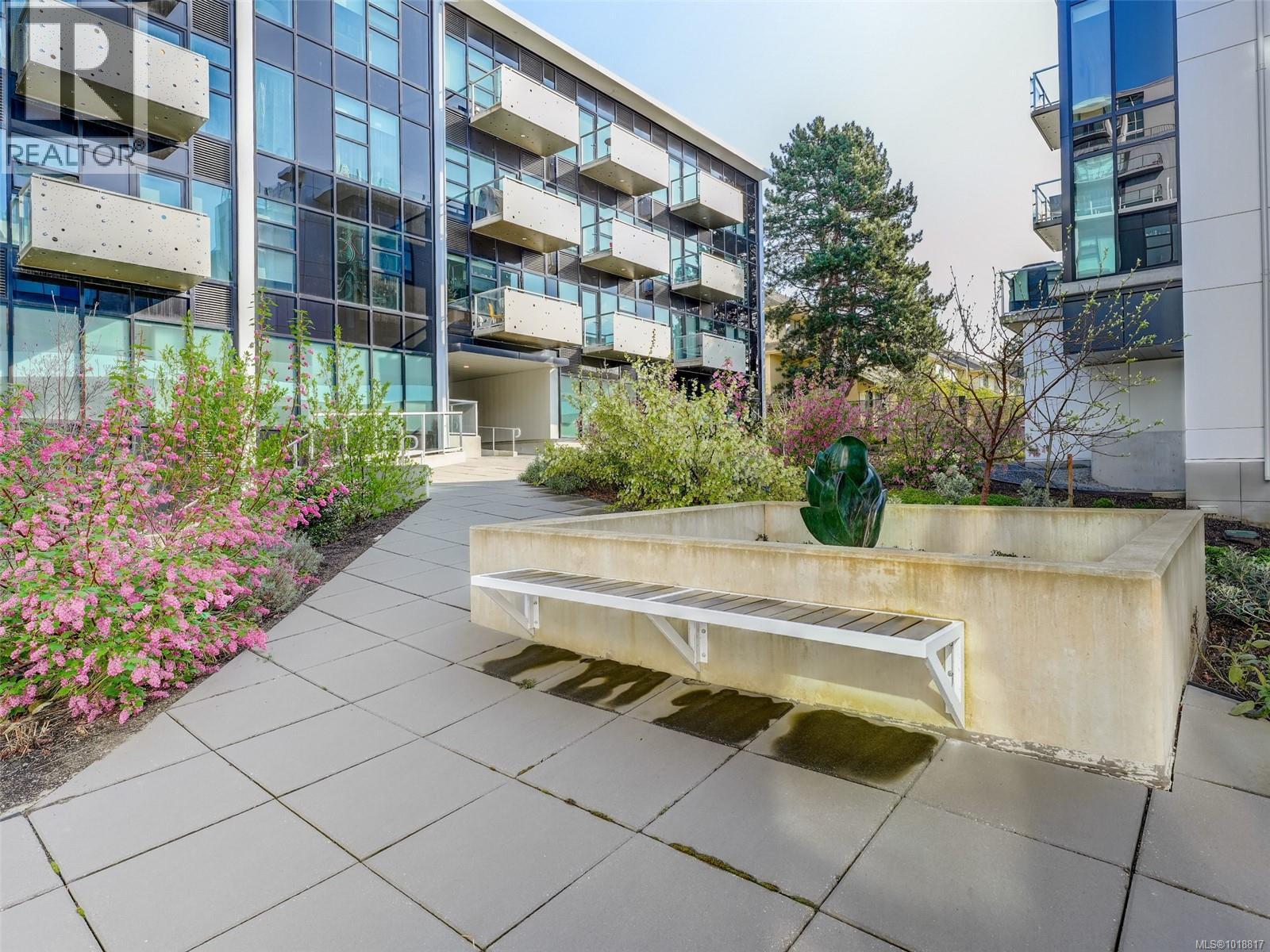 #109 1105 PANDORA AVE - 14