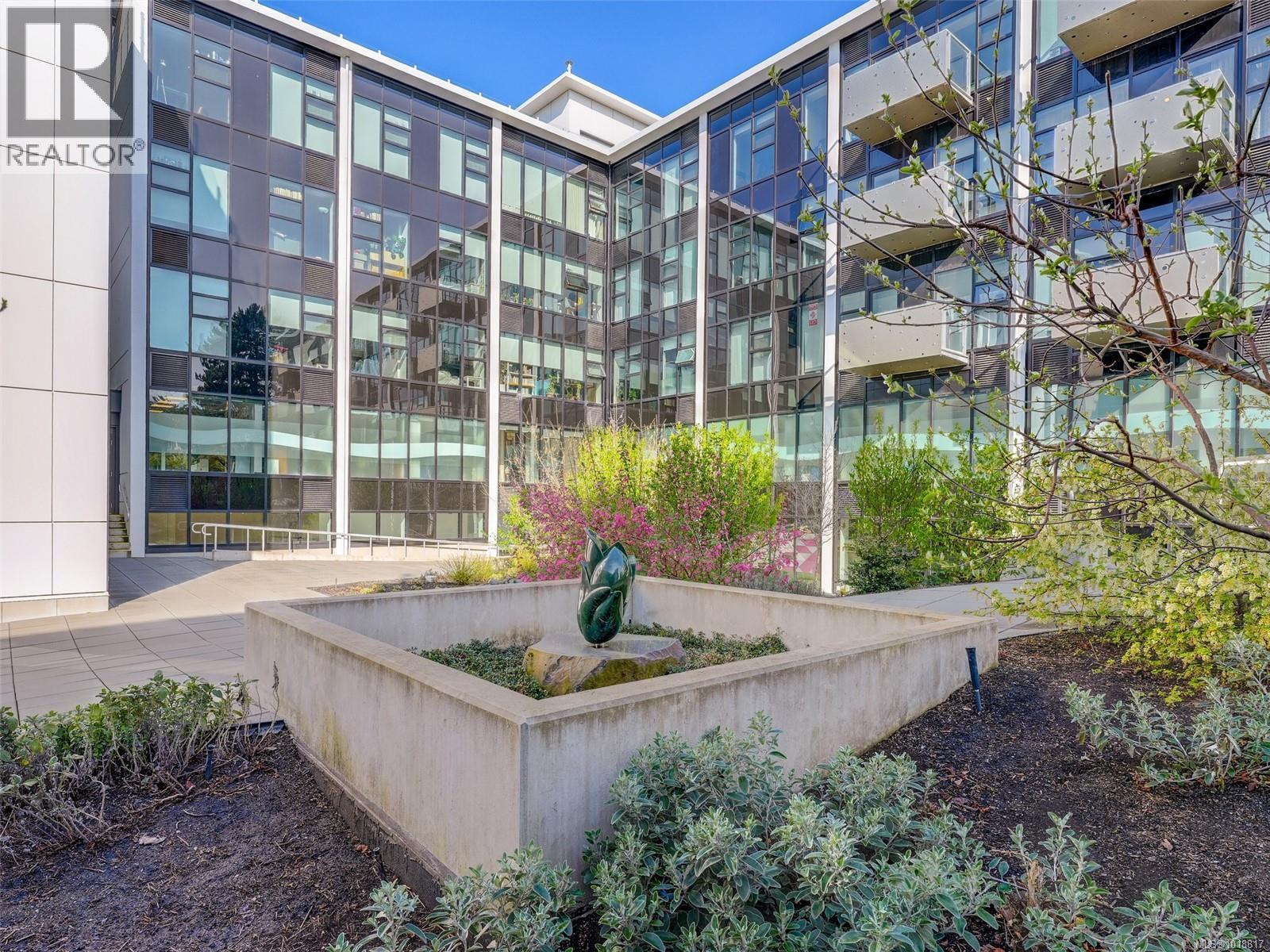 #109 1105 PANDORA AVE - 15