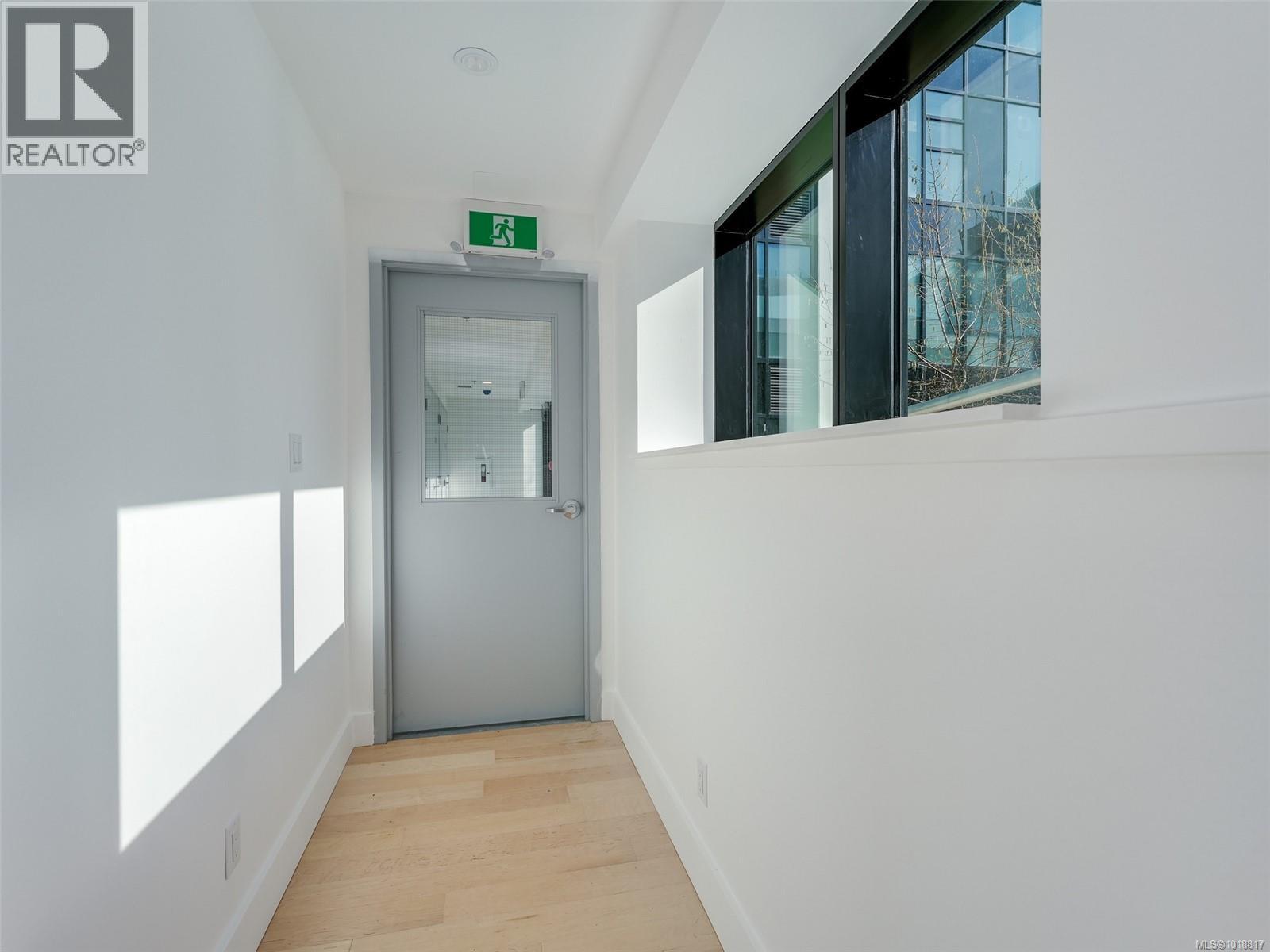 #109 1105 PANDORA AVE - 9