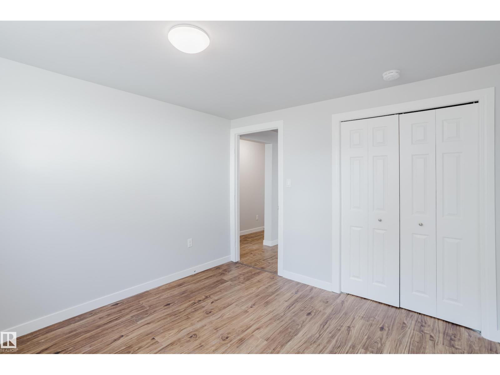 8123 8125 83 AV NW, Edmonton