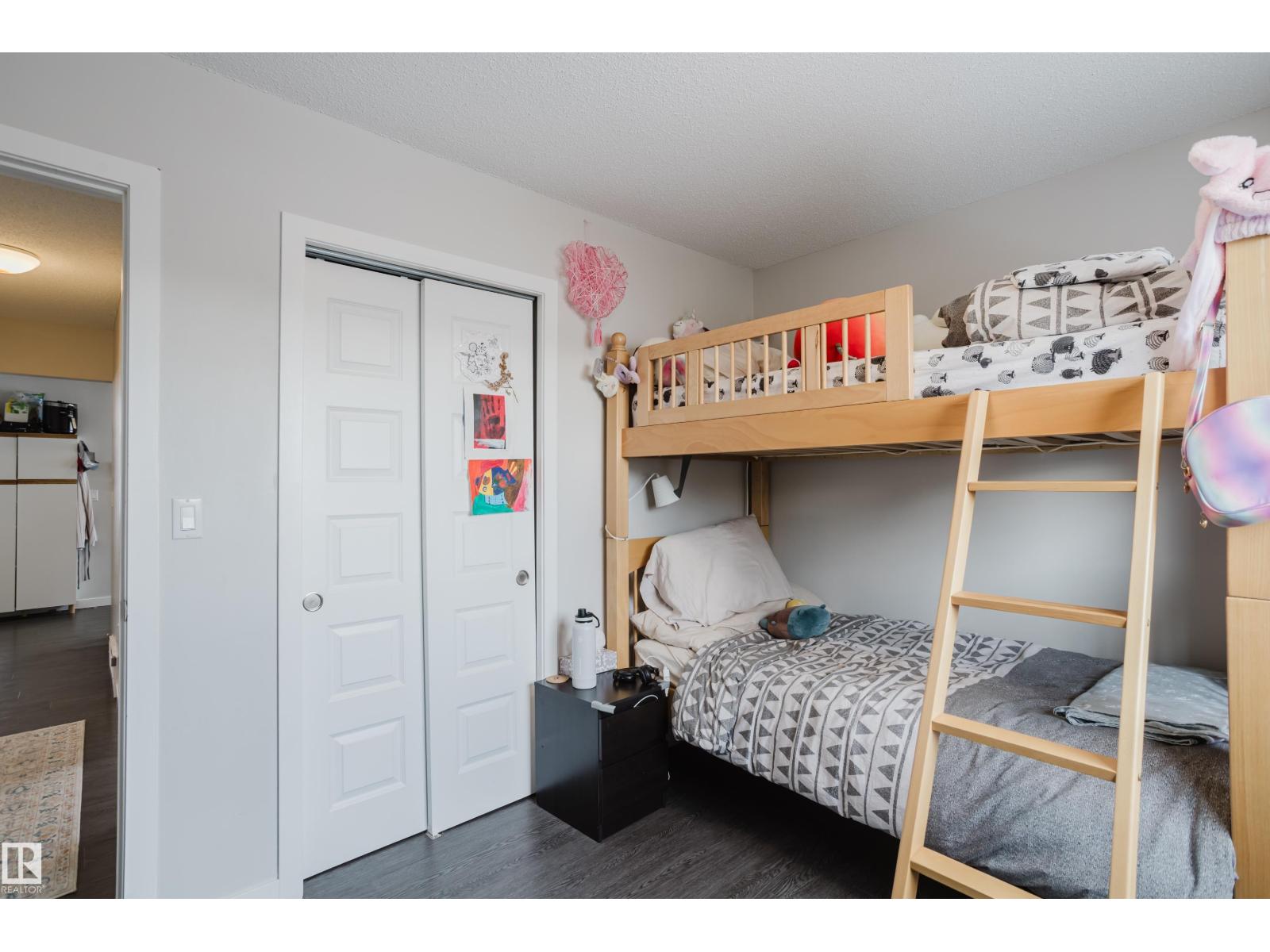 8123 8125 83 AV NW, Edmonton