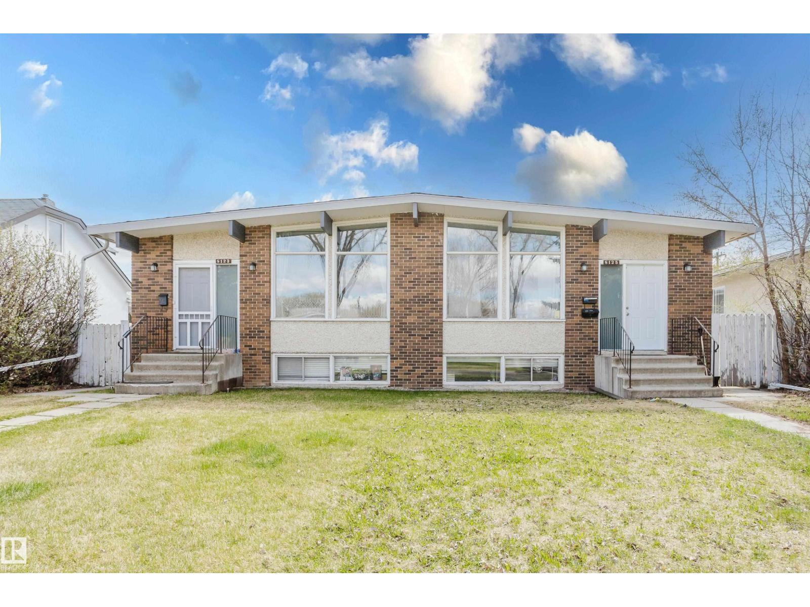 8123 8125 83 AV NW, Edmonton