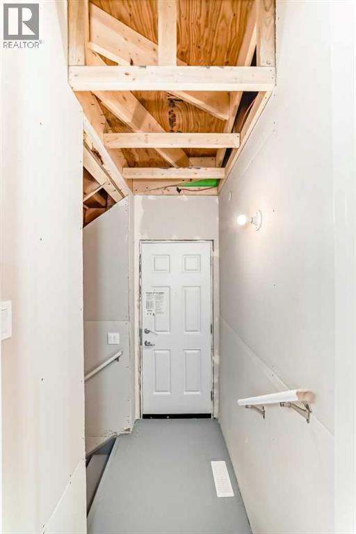 Single Family House for Sale in  Hotchkiss Drive SE Hotchkiss Calgary 