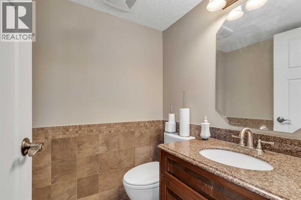 Single Family House for Sale in  castleglen Way NE Castleridge Calgary 