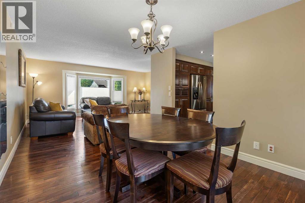 Single Family House for Sale in  castleglen Way NE Castleridge Calgary 