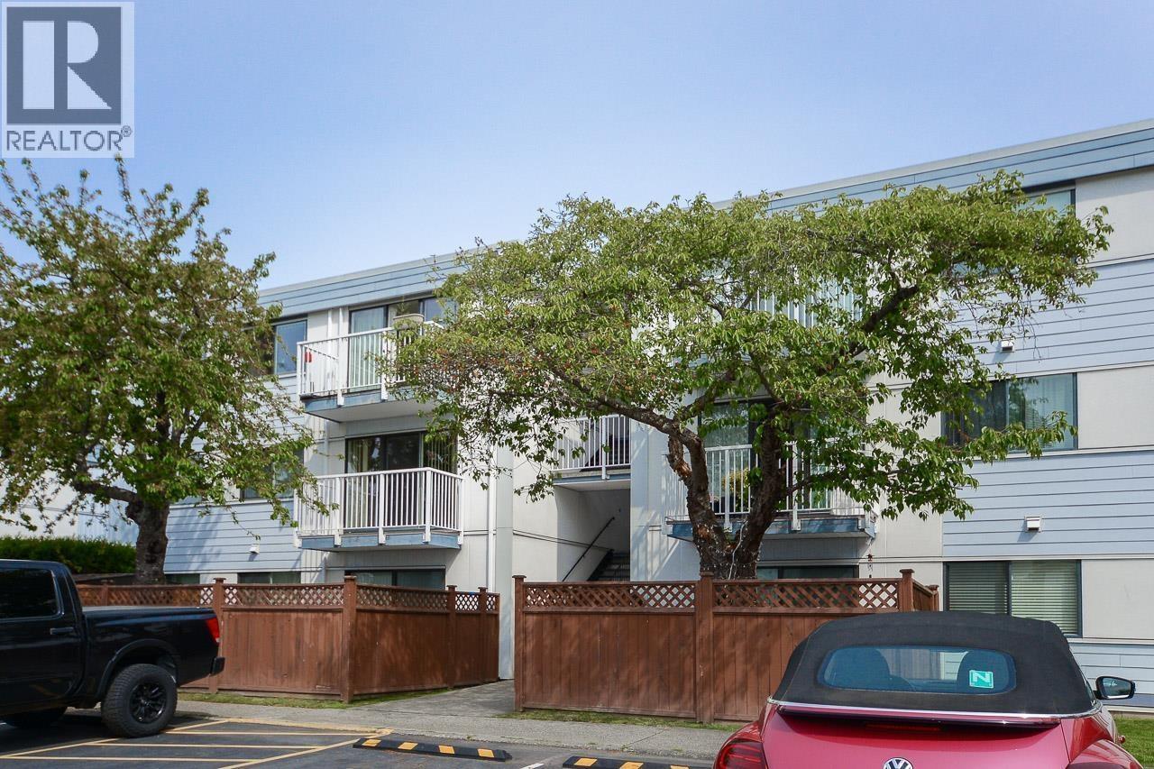 #201-7200 LINDSAY Road, Richmond