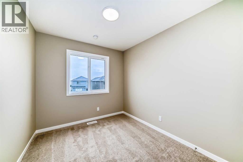 Single Family House for Sale in  Hotchkiss Drive SE Hotchkiss Calgary 