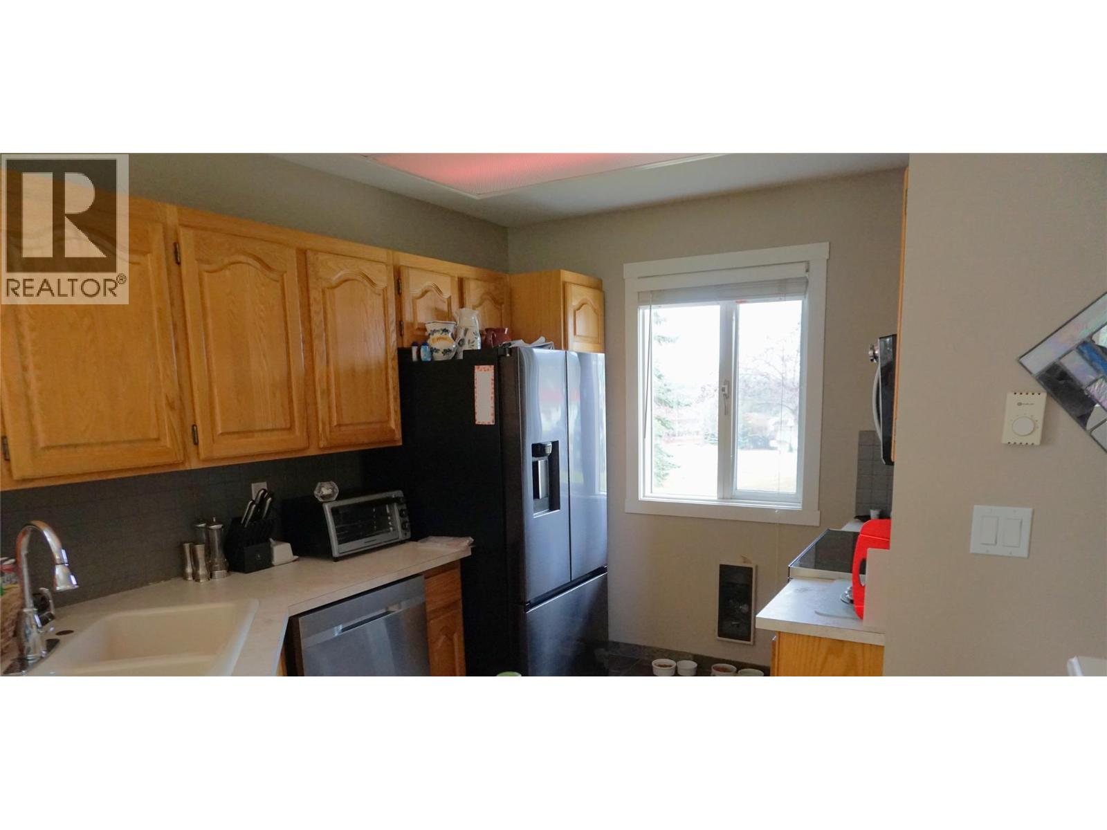 #10 5054 RIVERVIEW ROAD - 16