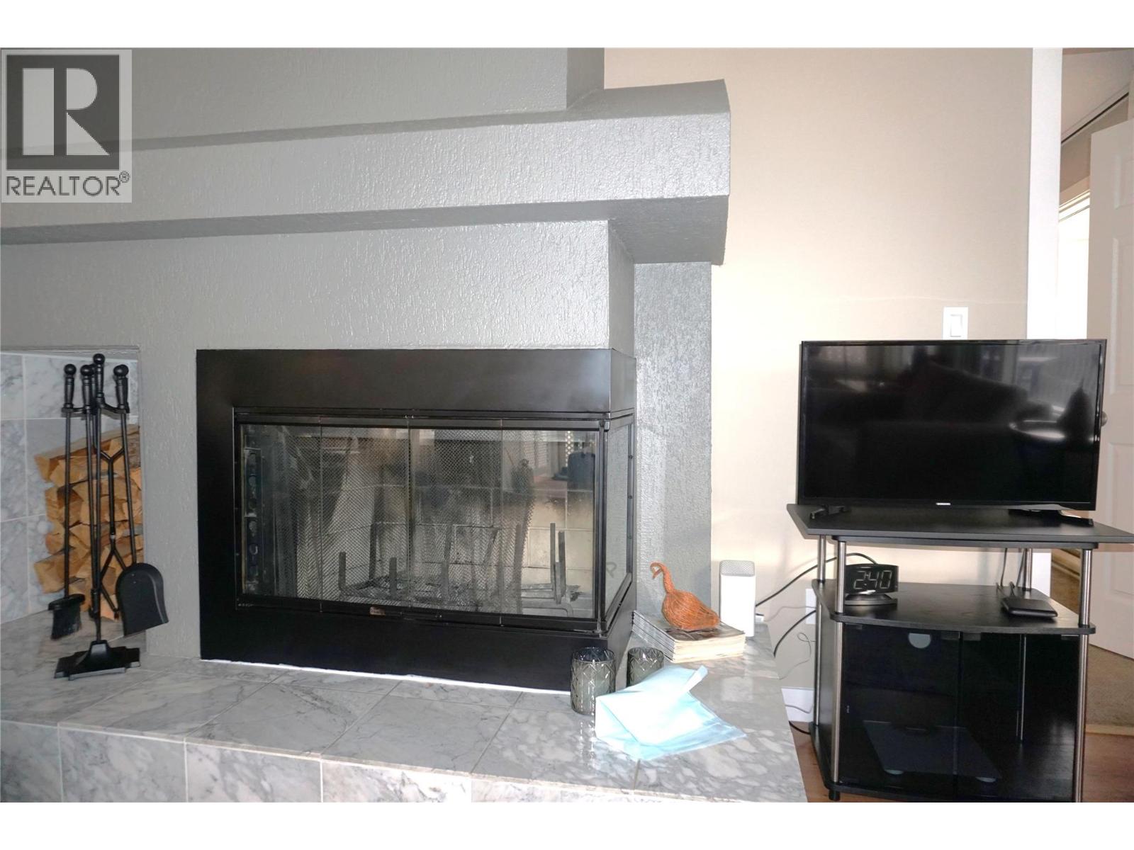 #10 5054 RIVERVIEW ROAD - 22