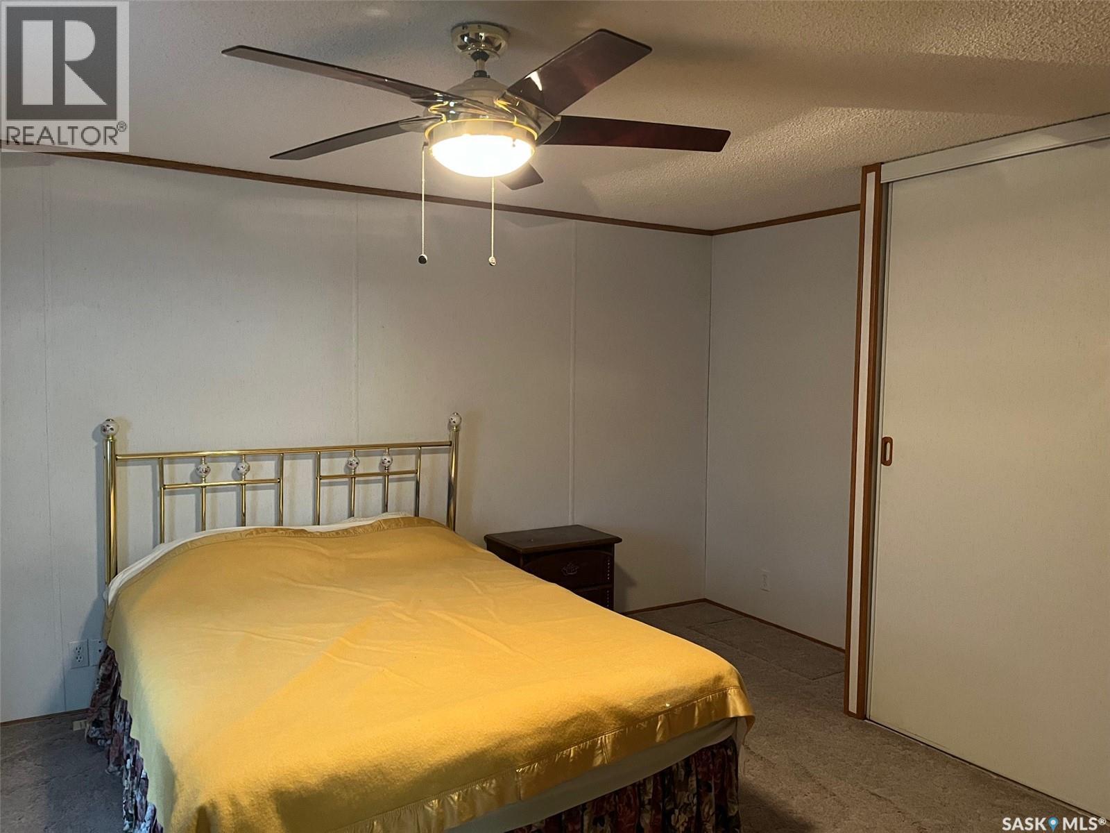 118 2 AVENUE E - 7
