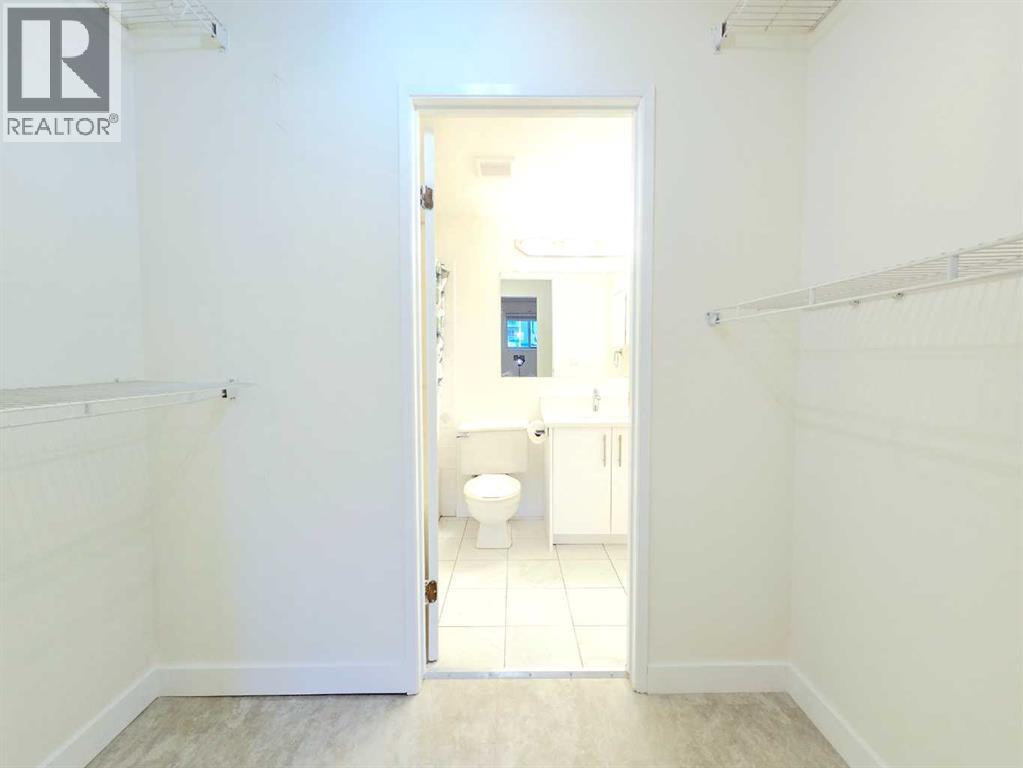 Single Family House for Sale in   Dover Point SE Dover Calgary 