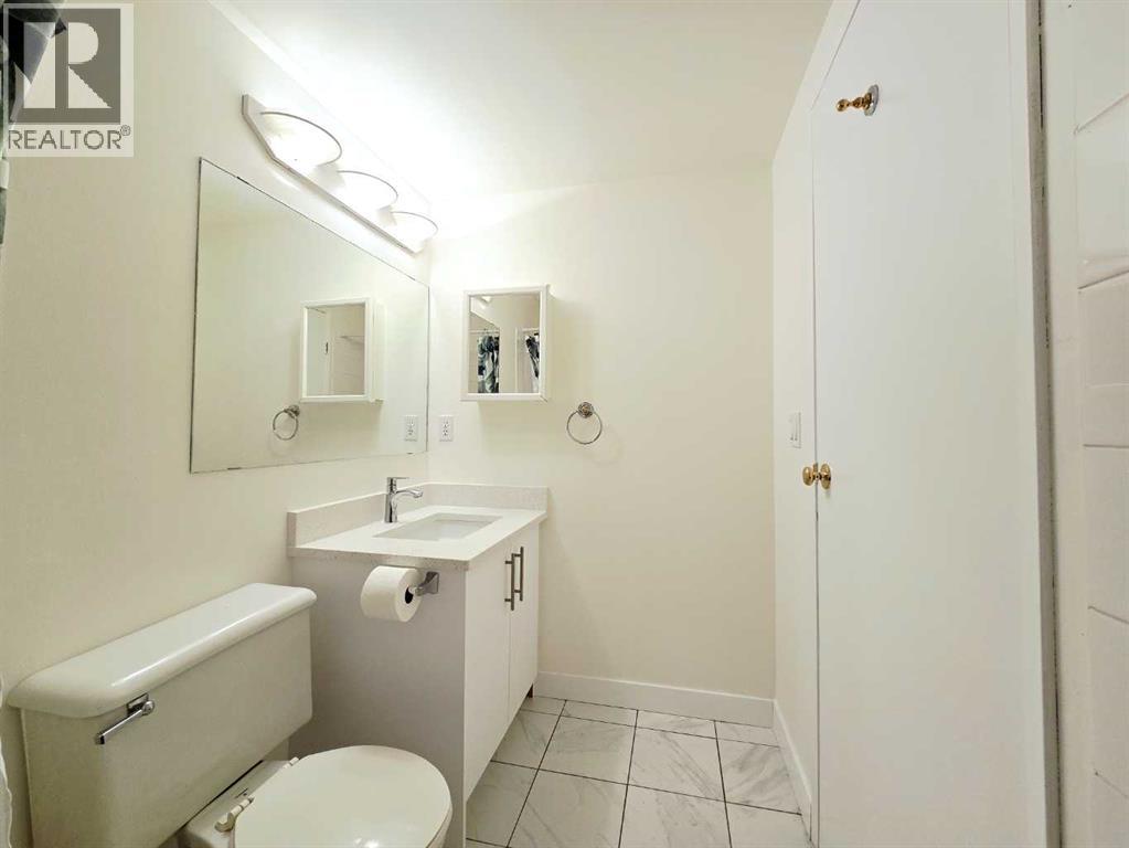 Single Family House for Sale in   Dover Point SE Dover Calgary 