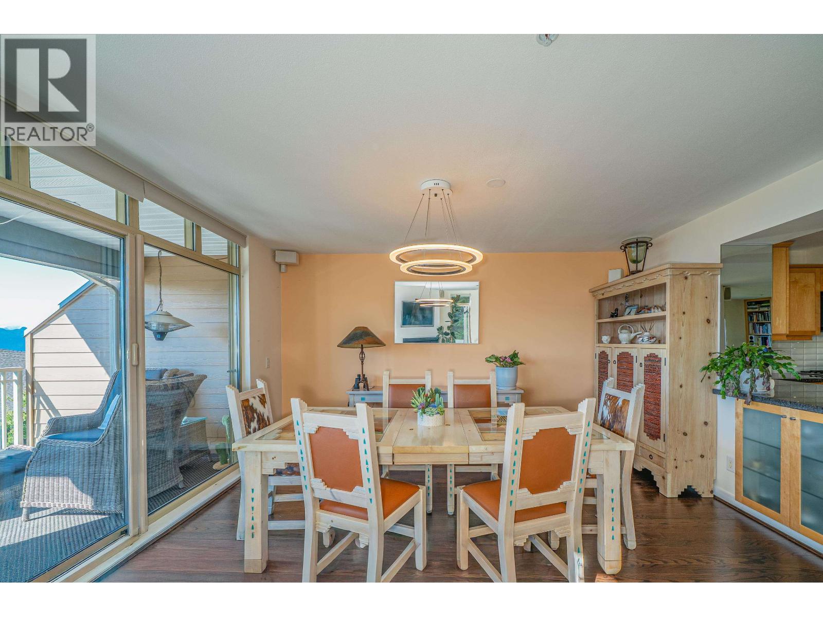 8664 SEASCAPE DRIVE, West Vancouver