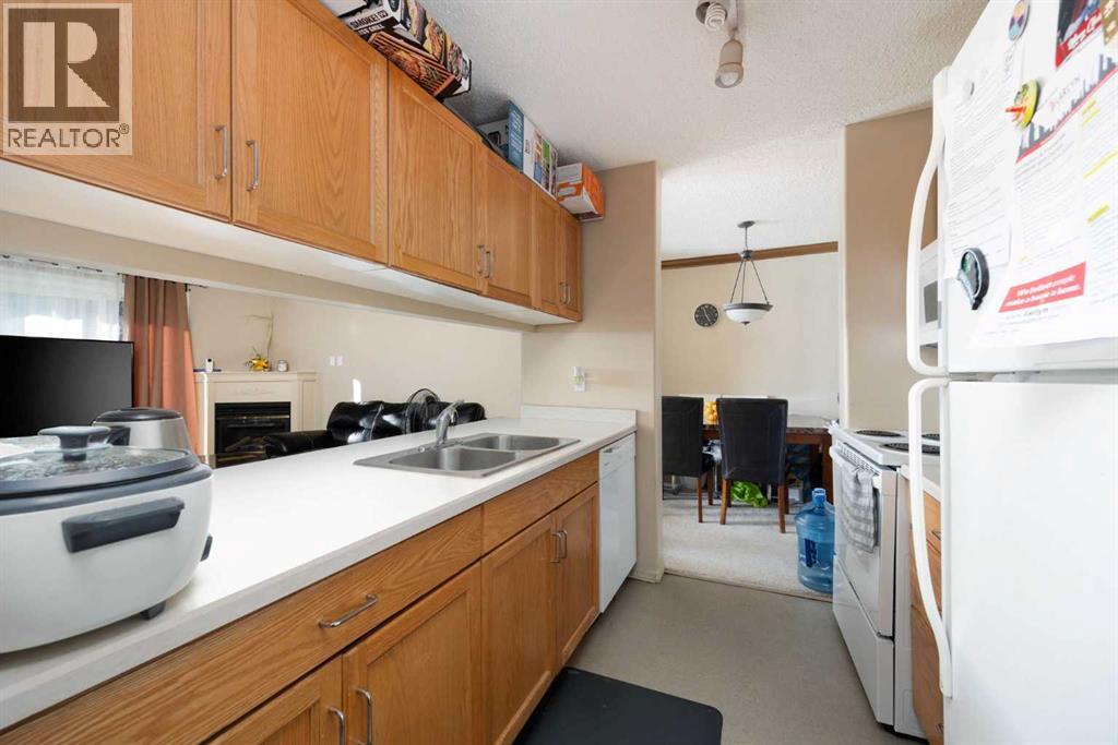 100 Richard Street, Fort McMurray