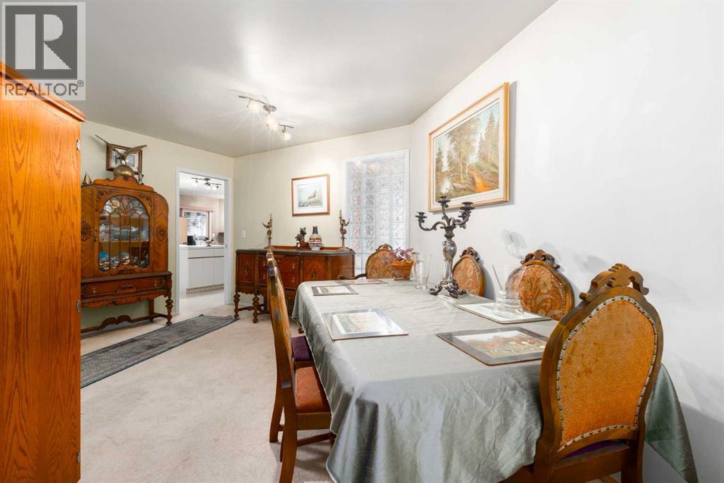 Single Family House for Sale in  Westmount Road NW West Hillhurst Calgary 