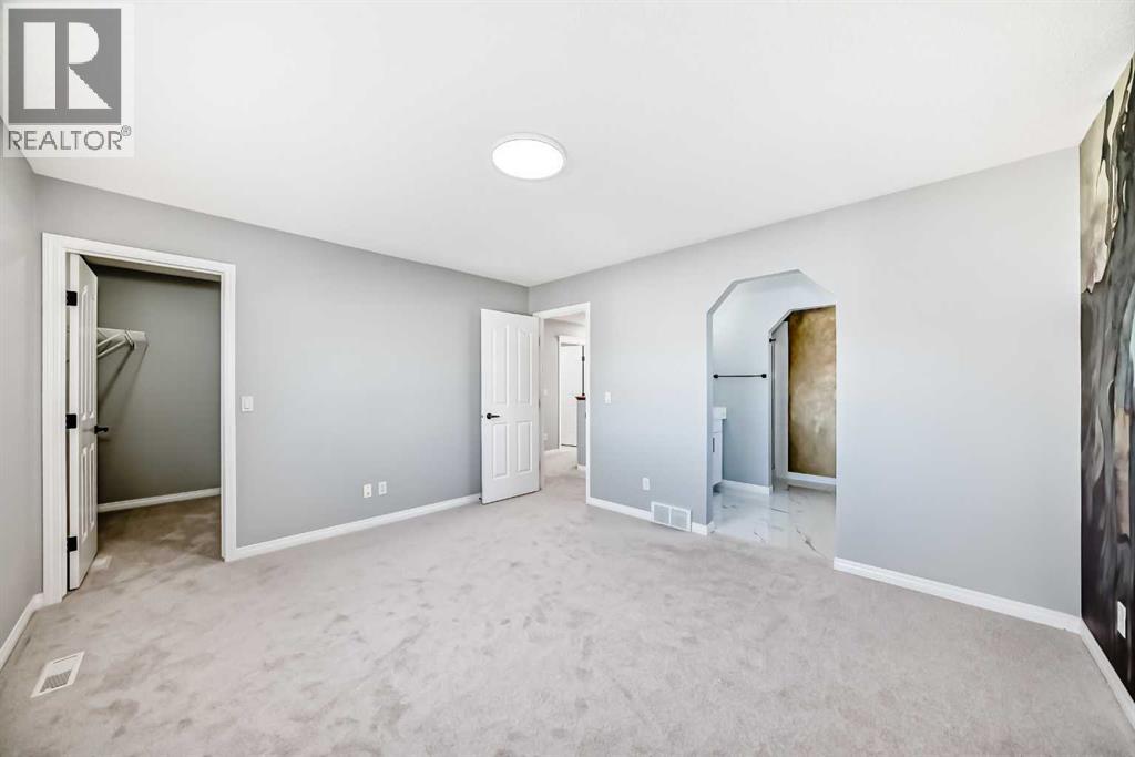 Single Family House for Sale in  Millview Gardens SW Millrise Calgary 