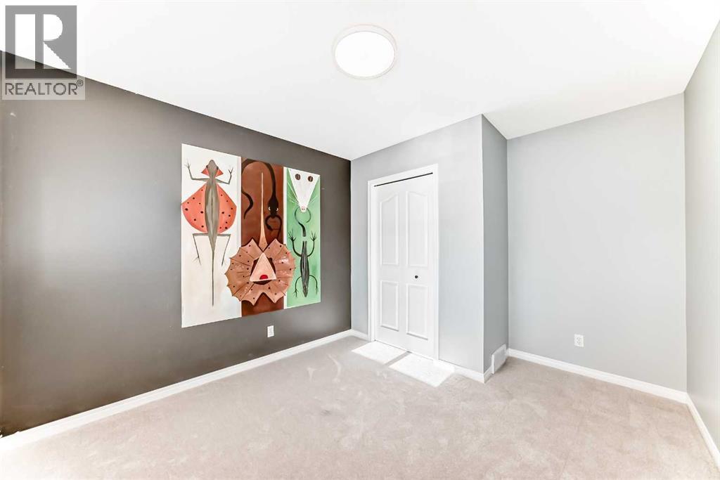 Single Family House for Sale in  Millview Gardens SW Millrise Calgary 