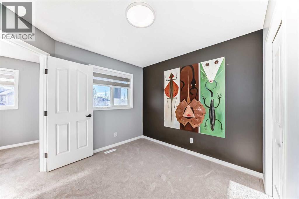 Single Family House for Sale in  Millview Gardens SW Millrise Calgary 