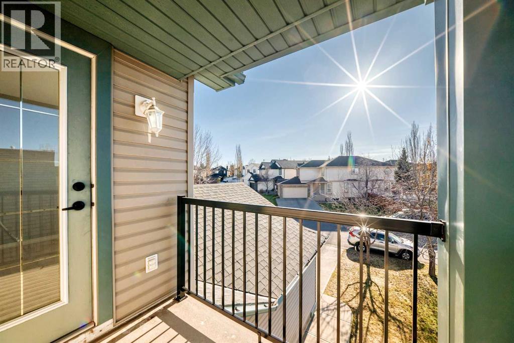 Single Family House for Sale in  Millview Gardens SW Millrise Calgary 
