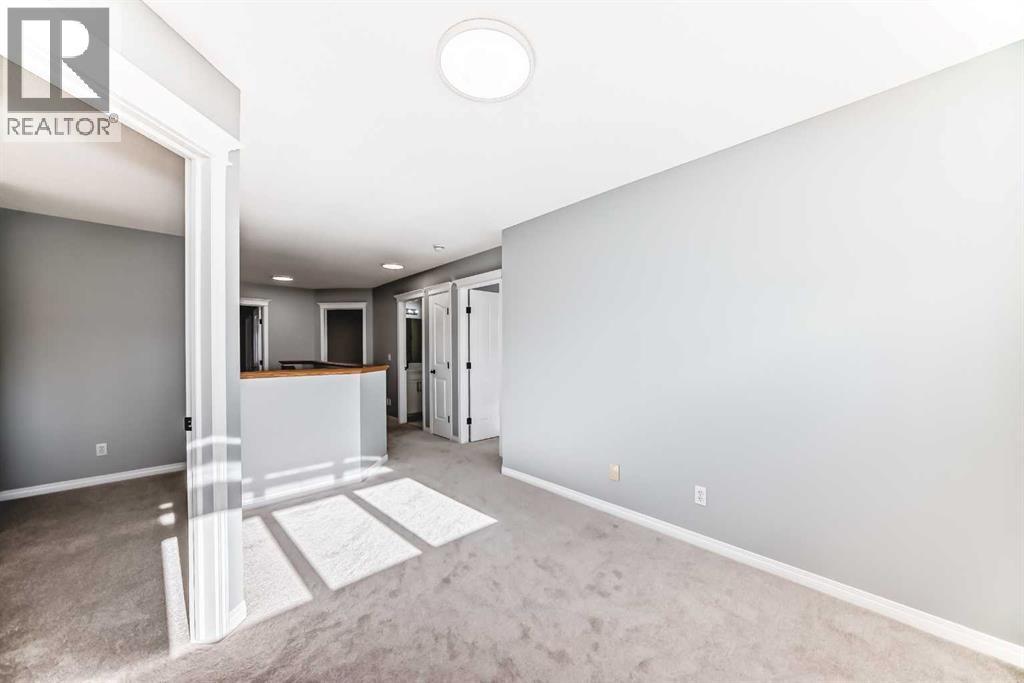 Single Family House for Sale in  Millview Gardens SW Millrise Calgary 