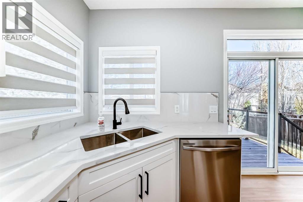 Single Family House for Sale in  Millview Gardens SW Millrise Calgary 