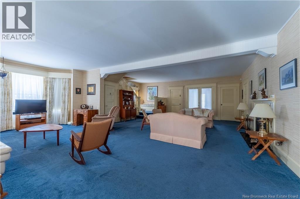 101 CARLETON STREET - 35