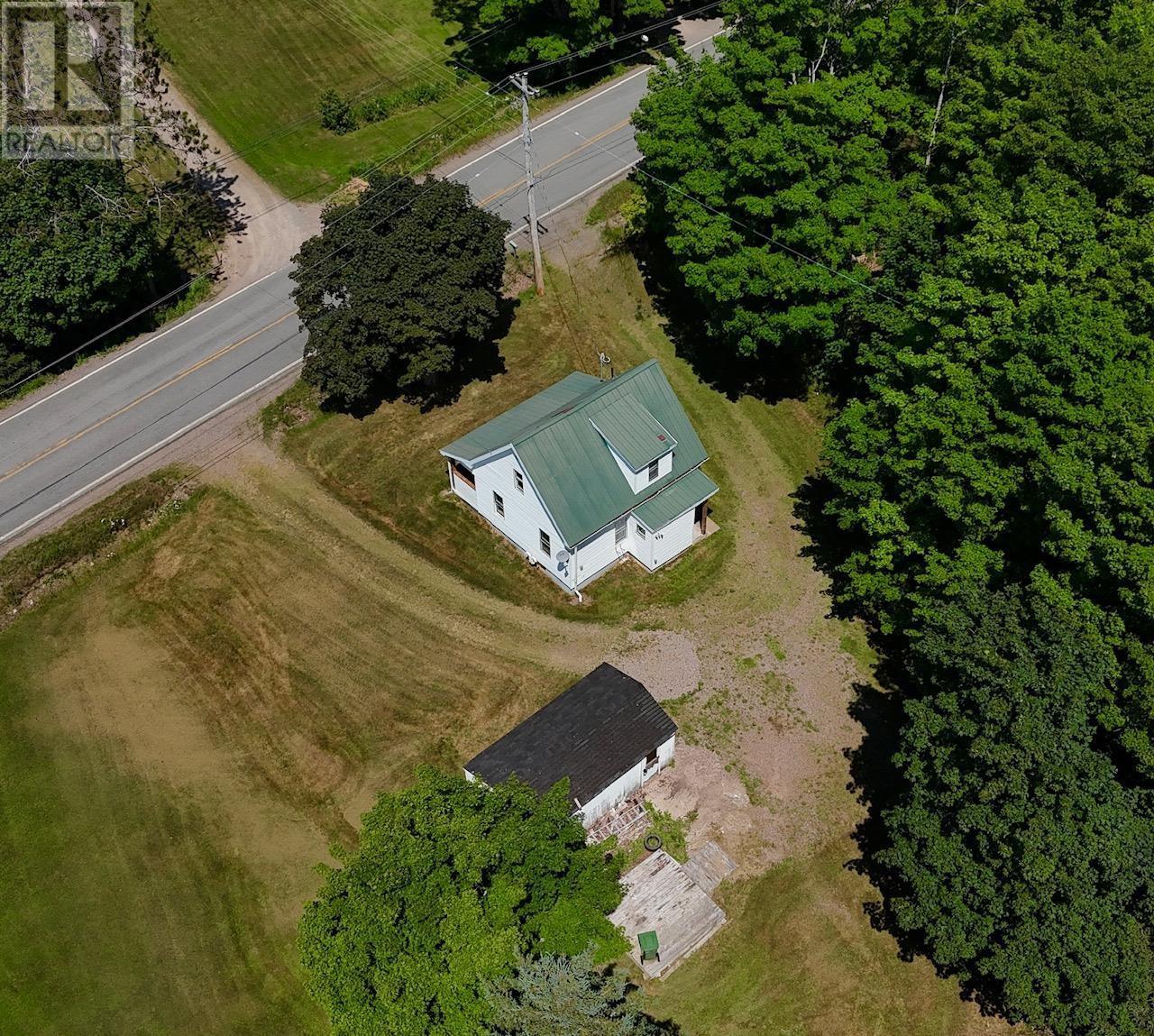 Property 6 of 30 of 5718 Highway 2