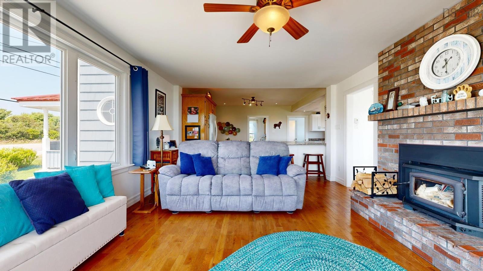 Property 28 of 49 of 3009 Main Street