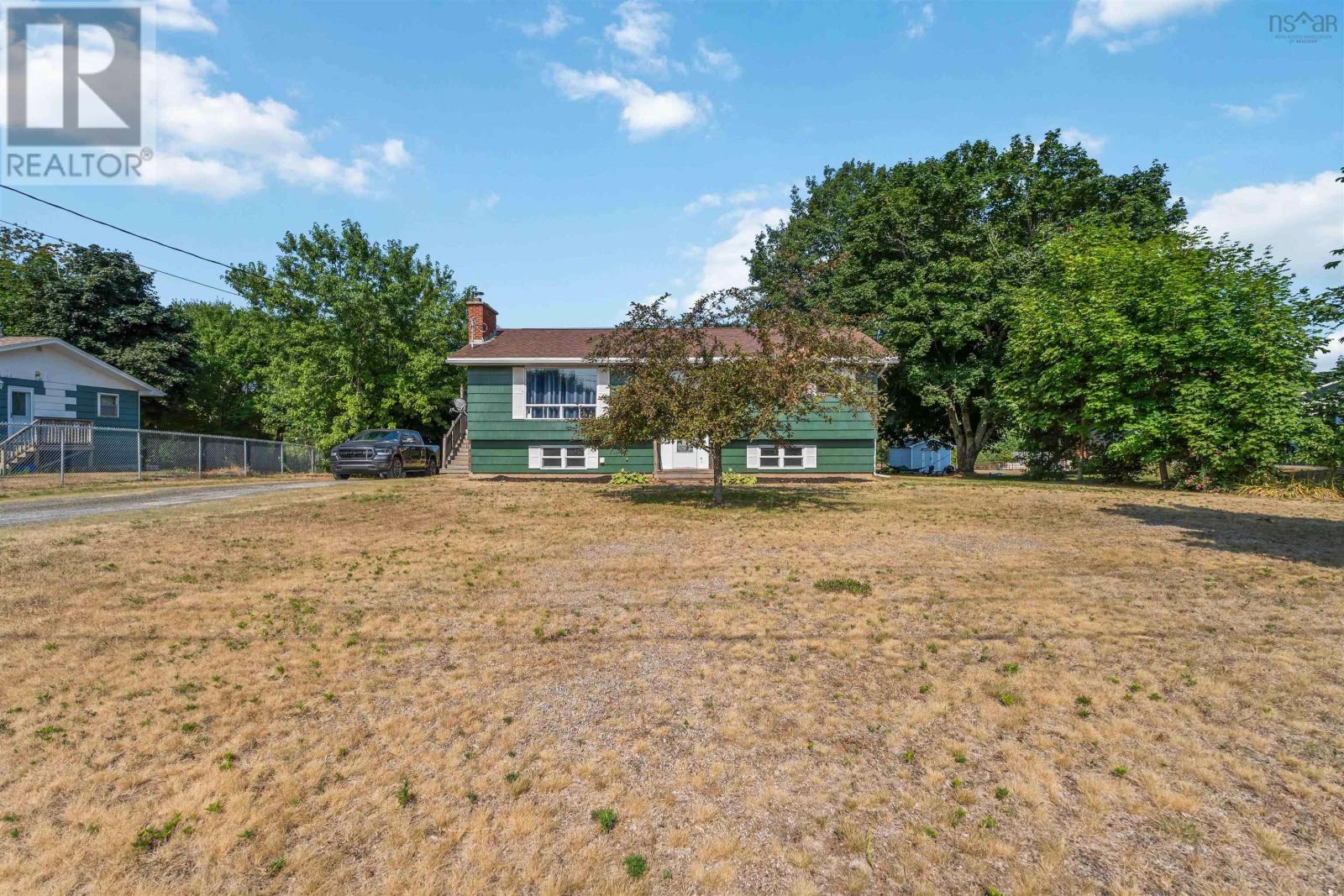 Property 3 of 48 of 265 Black Hole